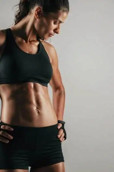 Image of woman's toned stomach after bodyweight exercises Wentworth and non-surgical treatment from Lipo 360